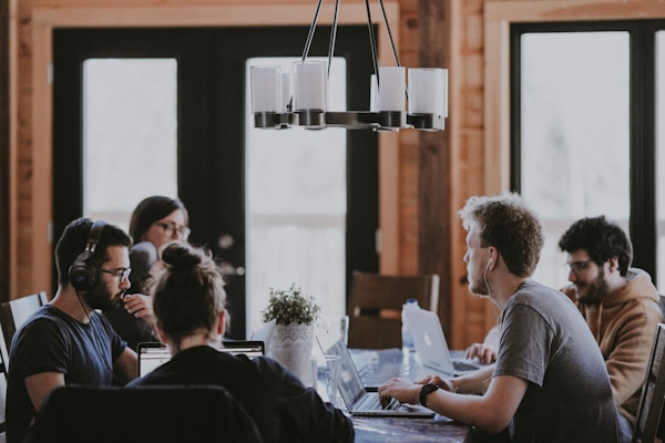 HR and Jobs Management System HR and Jobs Management System